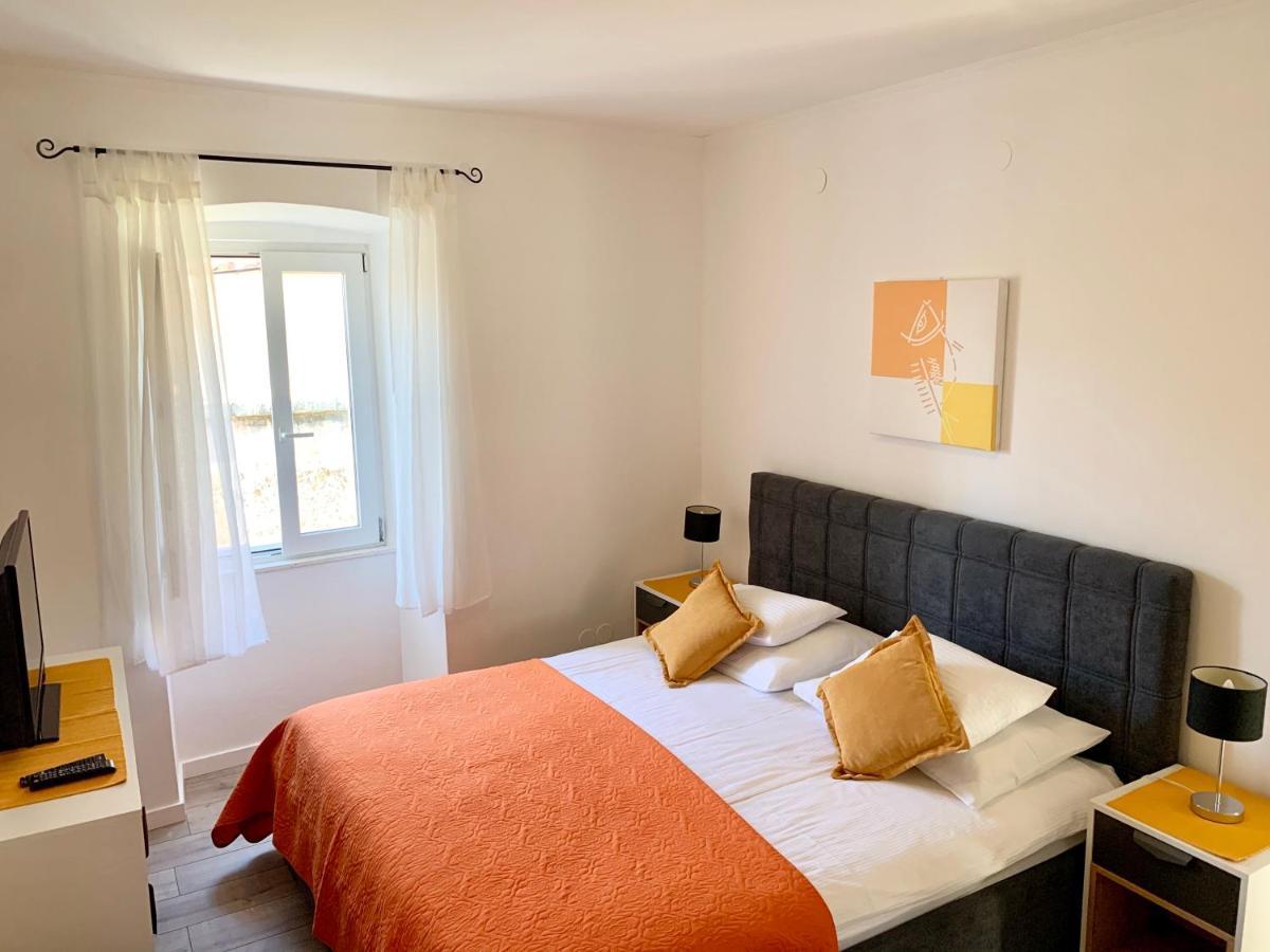 Apartments Casa Toni ดูบรอฟนิก ภายนอก รูปภาพ